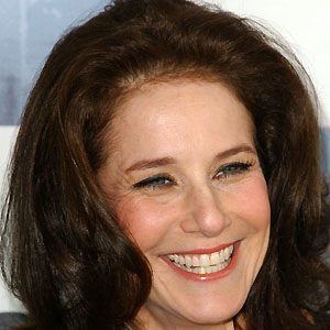 Debra Winger - Bio, Family, Trivia | Famous Birthdays