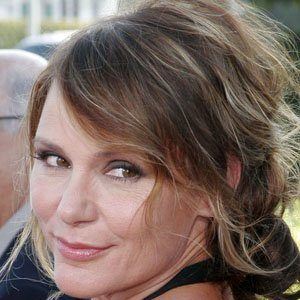Dedee Pfeiffer - Bio, Family, Trivia | Famous Birthdays