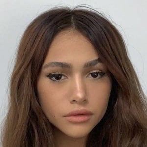 Demisxxual at age 20