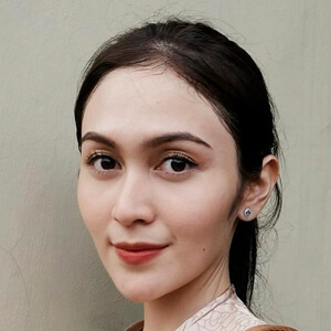 Denira Wiraguna Headshot