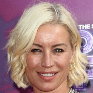 Denise van Outen Headshot 10 of 10