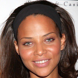 Denise Vasi - Bio, Family, Trivia | Famous Birthdays