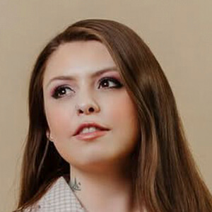 Denisse Castillo Headshot 2 of 6