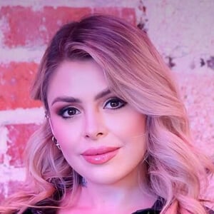 Denisse Castillo Headshot 4 of 6