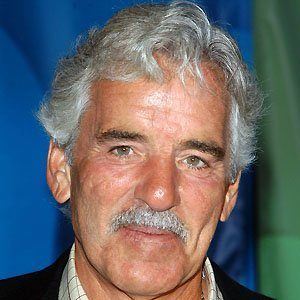 Dennis Farina - Bio, Family, Trivia | Famous Birthdays