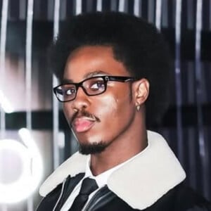 Denzel Dion Headshot 7 of 10