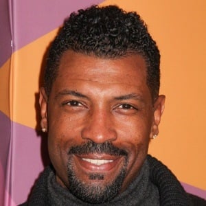 Deon Cole Headshot 10 of 10