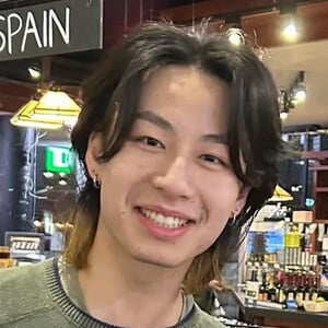 Derek Zhu Headshot 2 of 4