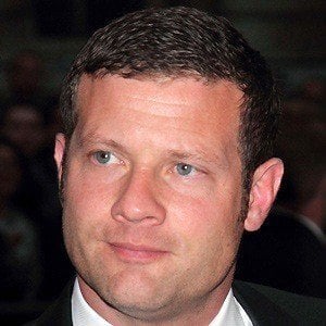 Dermot O'Leary Headshot 9 of 10