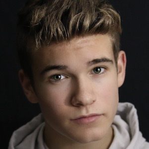 Devin Hayes Headshot 5 of 8