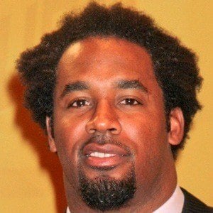 Dhani Jones - Bio, Family, Trivia | Famous Birthdays