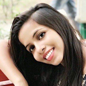 Dhinchak Pooja Headshot 9 of 10