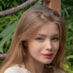 Diana Rider Headshot 7 of 9