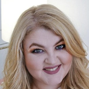 Diana Suvorova Headshot 5 of 10