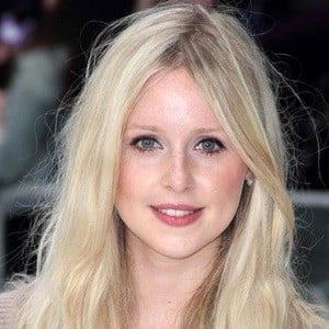 Diana Vickers Headshot 6 of 10