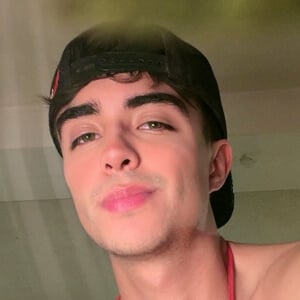 Diego Guevara Headshot 2 of 2