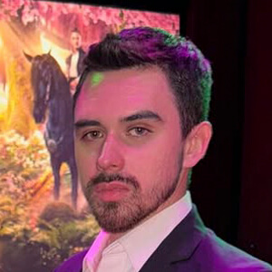 Diego Loppz Headshot 5 of 5