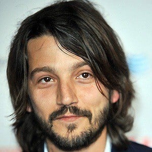 Diego Luna at age 32