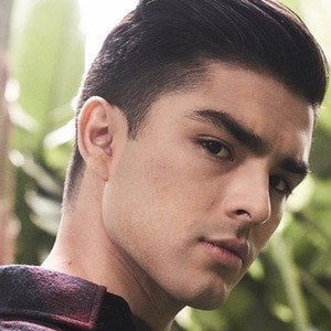 Diego Tinoco - Age, Family, Bio | Famous Birthdays