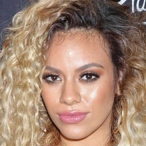 Dinah Jane at age 18