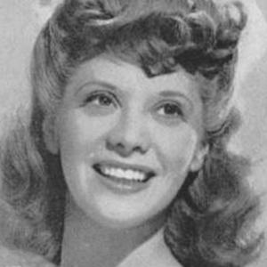 Dinah Shore Headshot 4 of 10