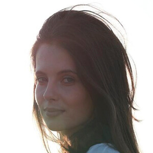 Diva Olivka Headshot 6 of 6