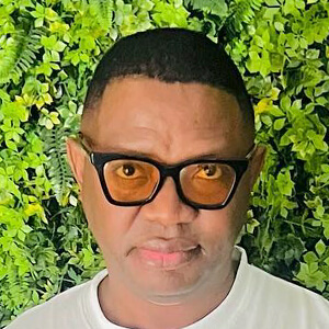 DJ Bongz Headshot