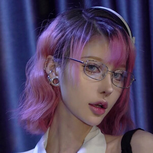 djharuharuka Headshot 6 of 9