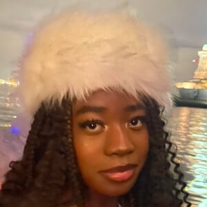 Dolapo Headshot 4 of 5