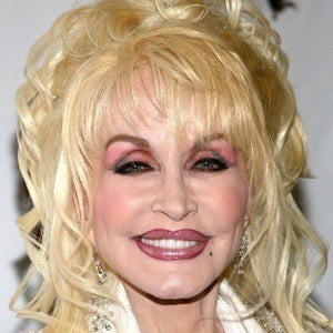 Dolly Parton at age 62