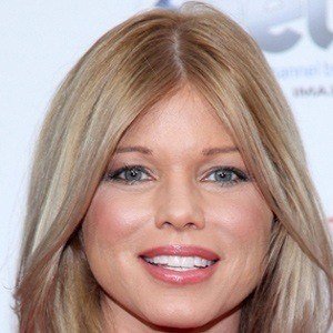 Donna D'Errico - Bio, Family, Trivia | Famous Birthdays