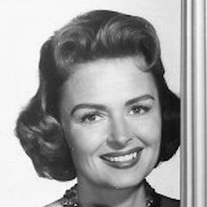 Donna Reed Headshot 5 of 8