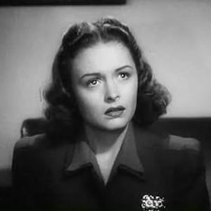 Donna Reed Headshot 6 of 8