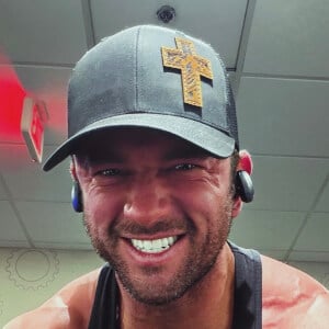 Donnie Bentley Headshot 3 of 5