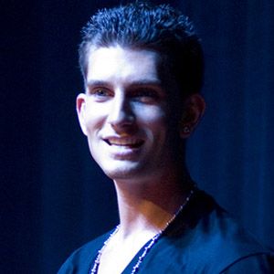 Donnie Klang - Bio, Family, Trivia | Famous Birthdays