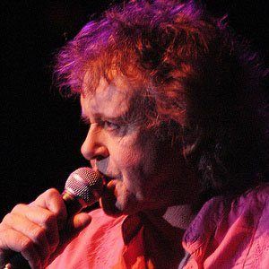 Donovan - Bio, Facts, Family | Famous Birthdays