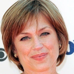 Dorothy Hamill Headshot 6 of 8