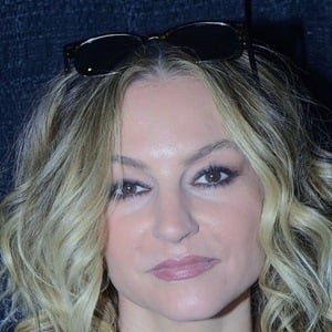 Drea De Matteo Headshot 7 of 10