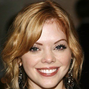 How tall is dreama walker