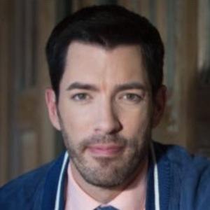 Drew Scott Headshot 2 of 9