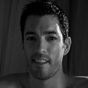 Drew Scott Headshot 4 of 9