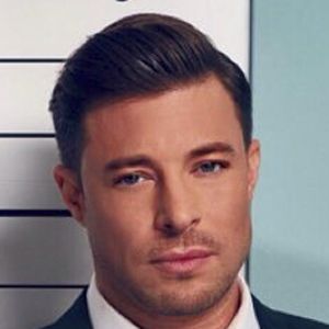 Duncan James Headshot 7 of 10