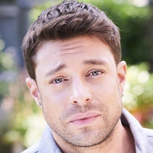 Duncan James Headshot 9 of 10