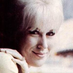 Dusty Springfield Headshot 3 of 4