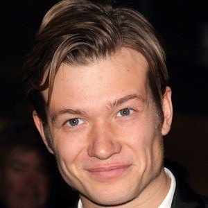 Ed Speleers Headshot 4 of 6