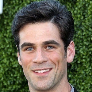 Eddie Cahill Headshot 4 of 7