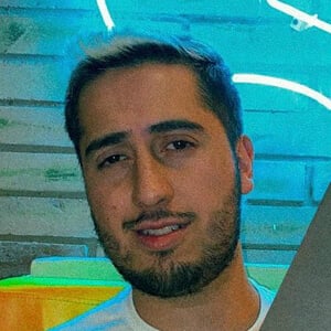 Edito Gomez Headshot 2 of 4