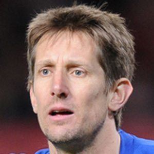 Edwin Van der Sar Headshot 4 of 6