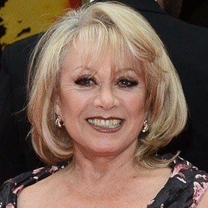 Elaine Paige Headshot 5 of 10