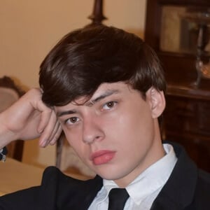 Eleazar Guevara Headshot 5 of 6